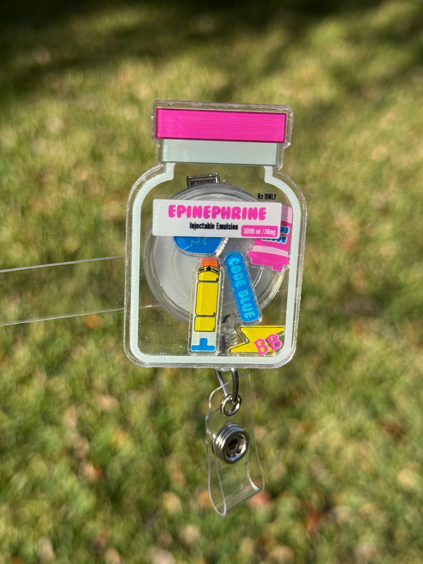 Insignia retráctil para EpiPen