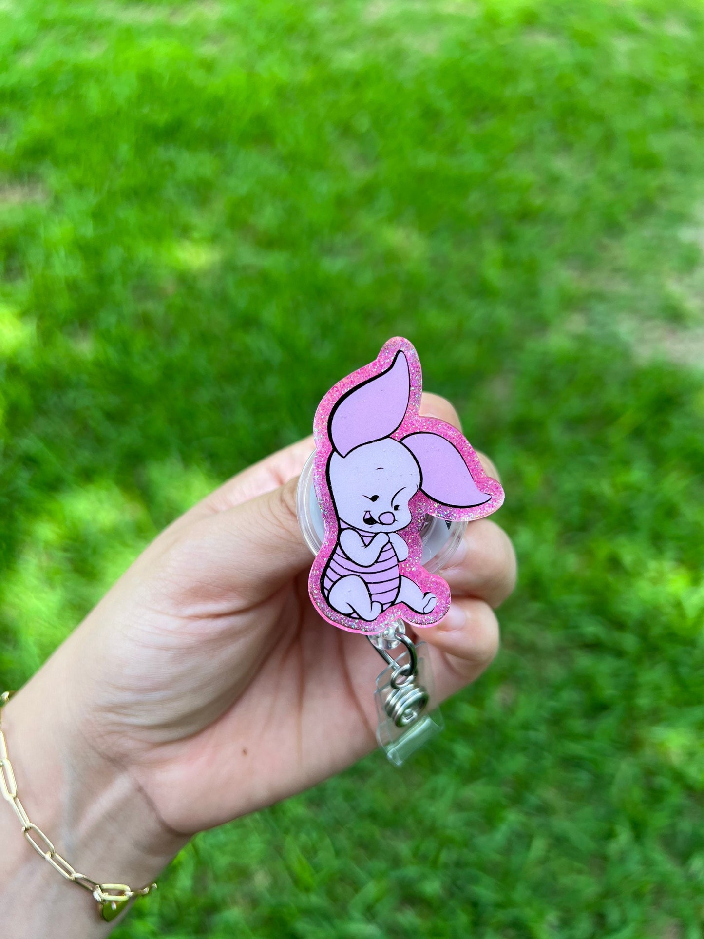 Winny Badge holder | bash holder for pediatrician | badge clip | retractable badge | winni Pooh accessories | eyore | piglet |